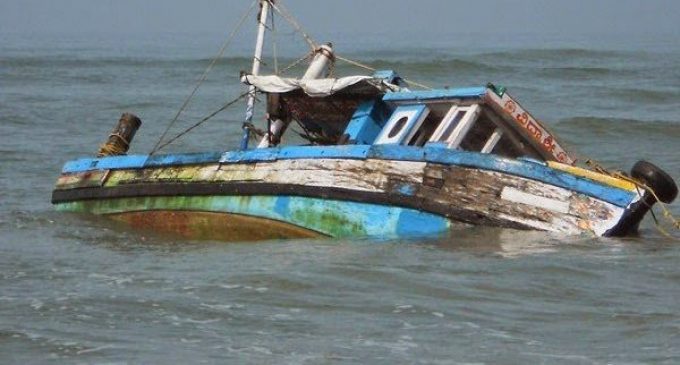 SRI LANKA NAVY FINDS 14 BODIES IN CAPSIZED CHINESE BOAT